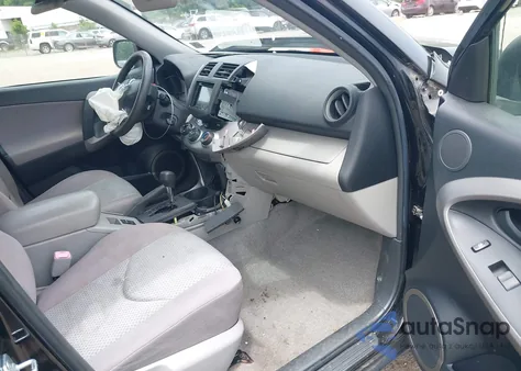 2006 Toyota Rav4 from USA, damaged, VIN JTMBD33V766009371